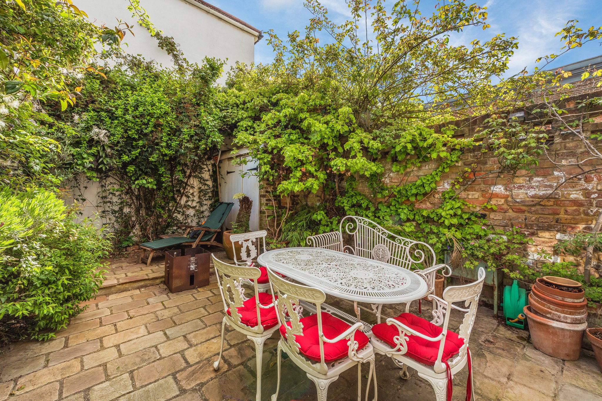 Cardross Street, Brackenbury Village, London Horton and Garton