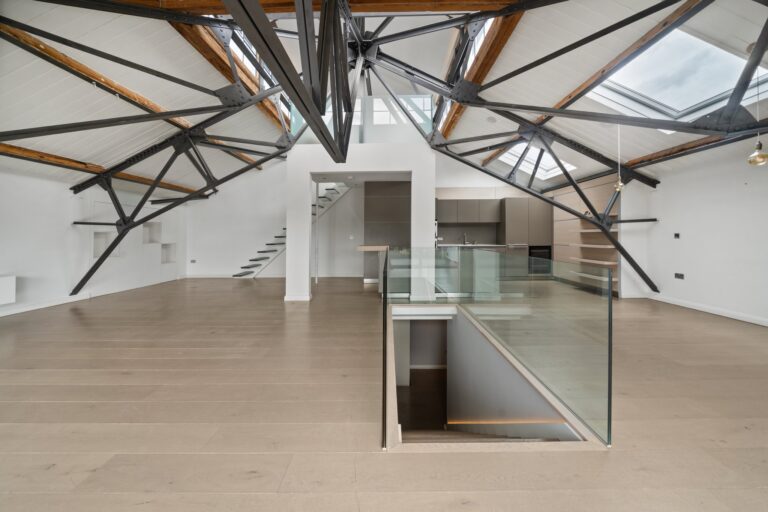 images of property on Chiswick High Road