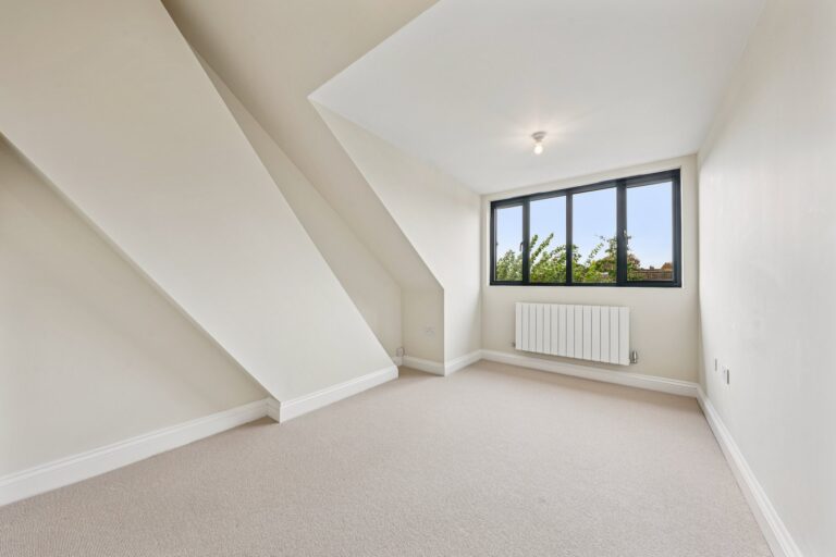 images of property on Spencer Road
