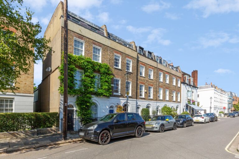 images of property on Black Lion Lane