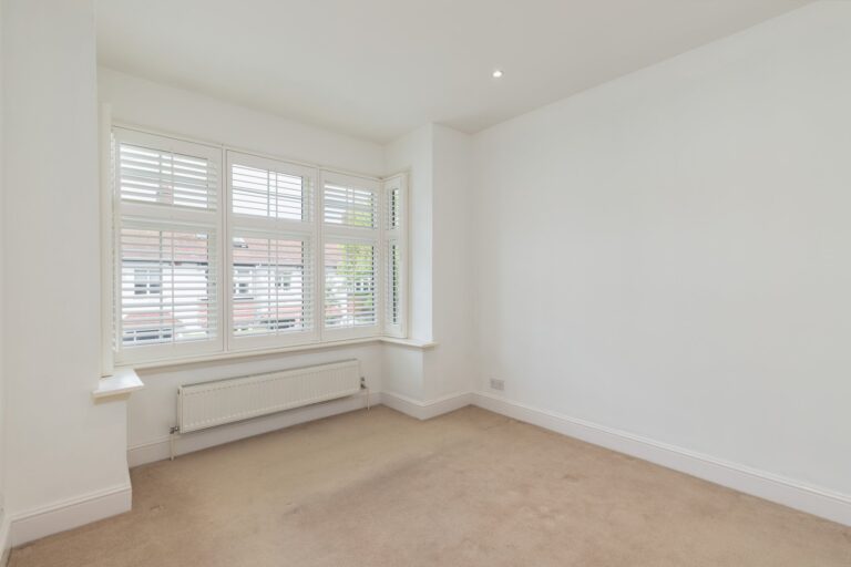 images of property on Southfield Road