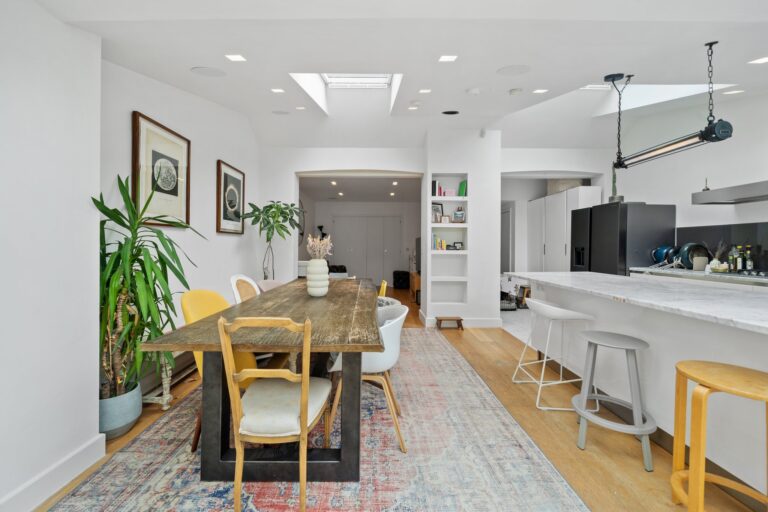 images of property on Southfield Road