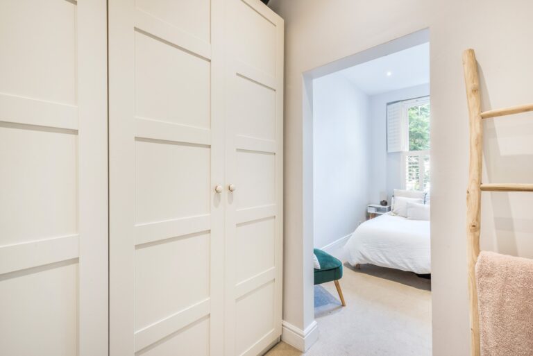 images of property on Loftus Road