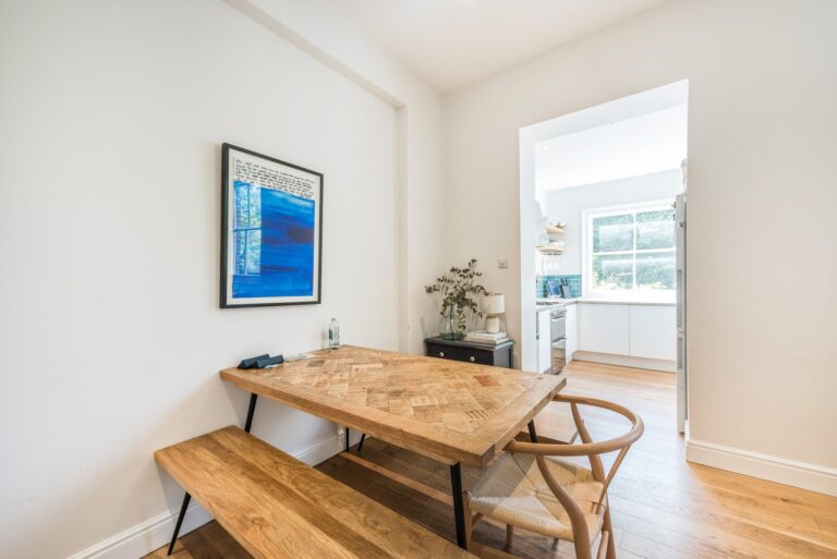 images of property on Loftus Road