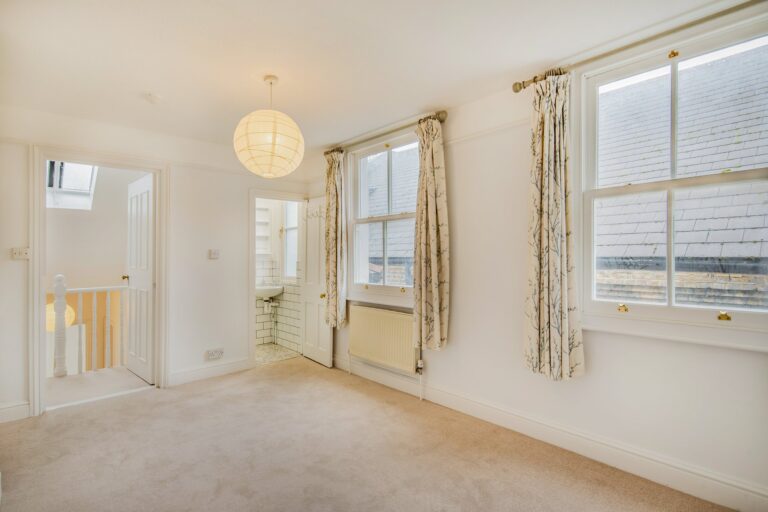 images of property on Furber Street