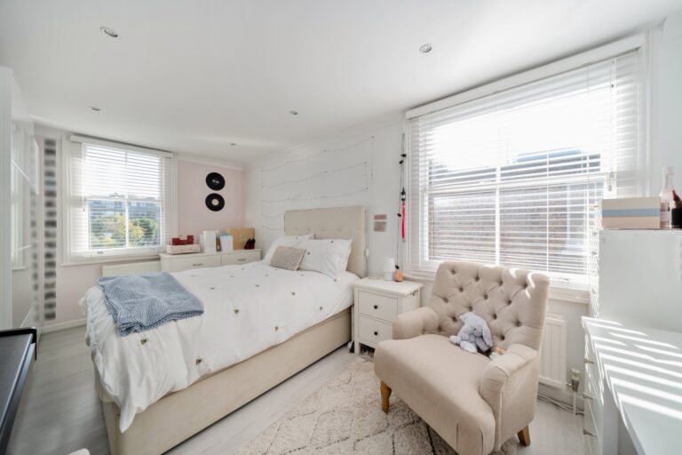 images of property on Iffley Road