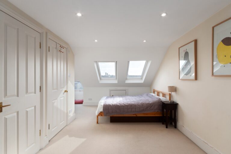 images of property on Ethelden Road