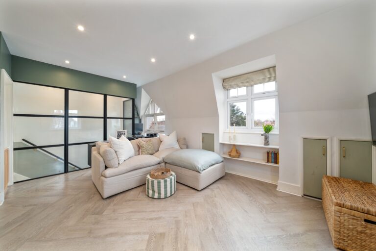 images of property on Stile Hall Gardens