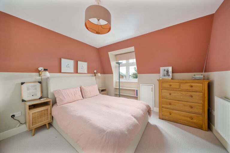 images of property on Stile Hall Gardens