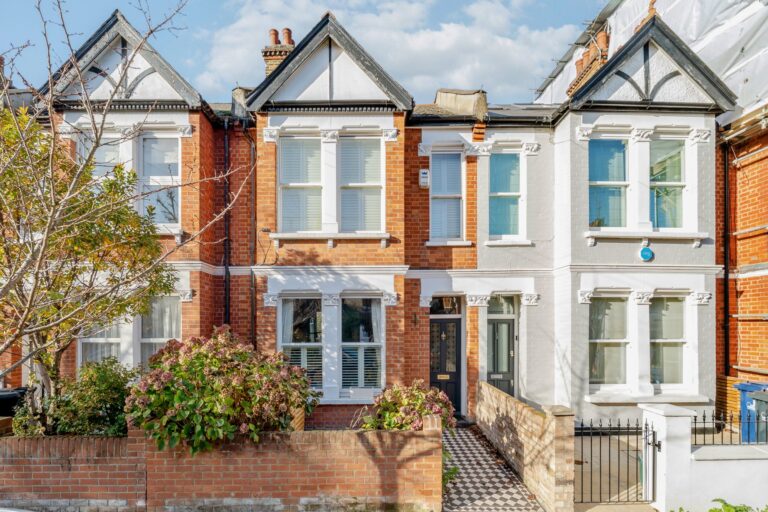 images of property on Weston Road