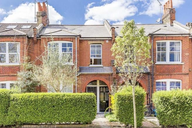 images of property on Hartswood Road