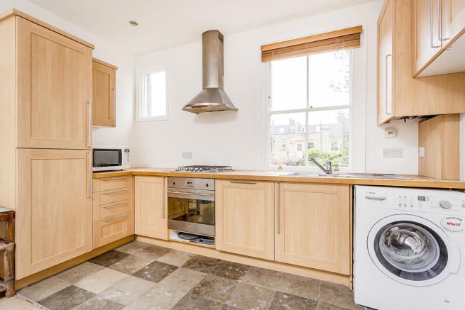 images of property on Hartswood Road