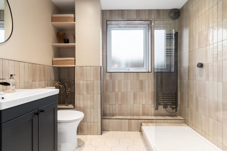 images of property on Scotts Road