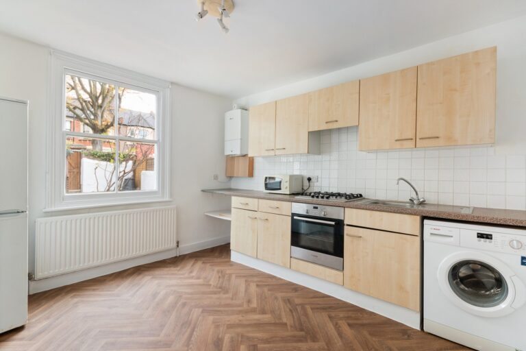 images of property on Wilton Avenue