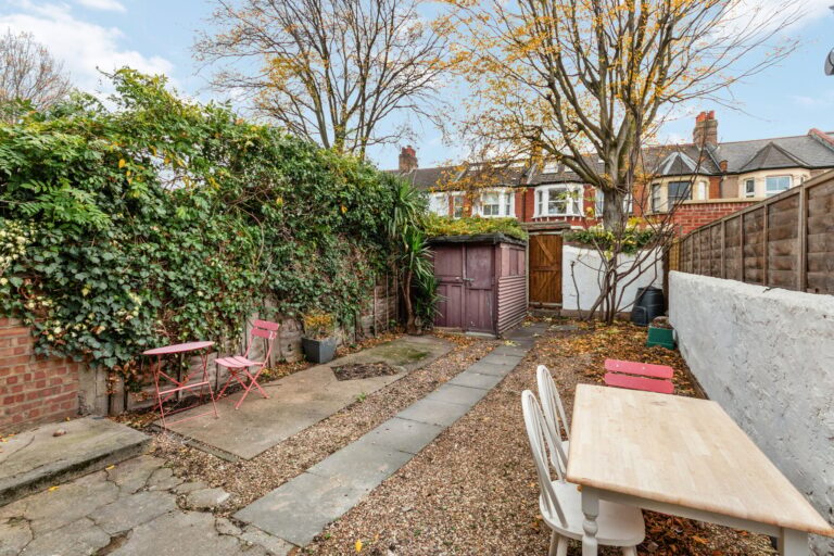 images of property on Wilton Avenue