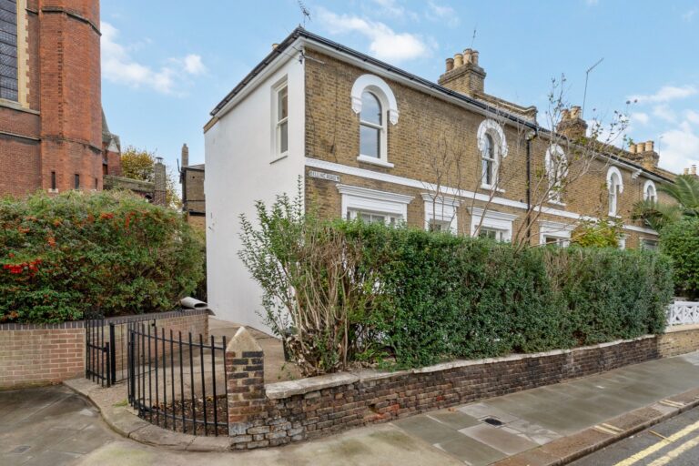 images of property on Dalling Road