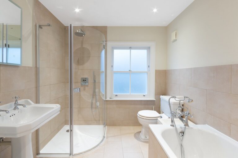 images of property on Carthew Road