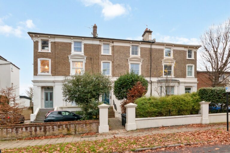 images of property on Spencer Road