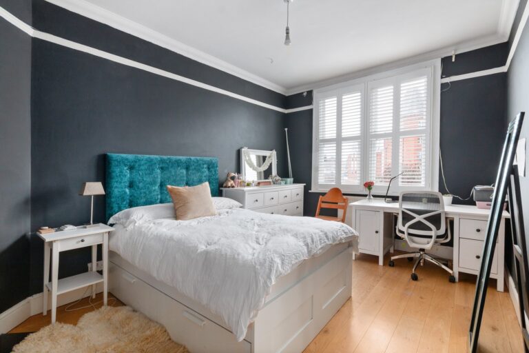 images of property on Hamilton Road