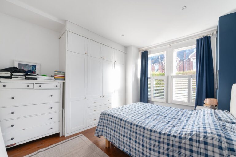 images of property on Ormiston Grove