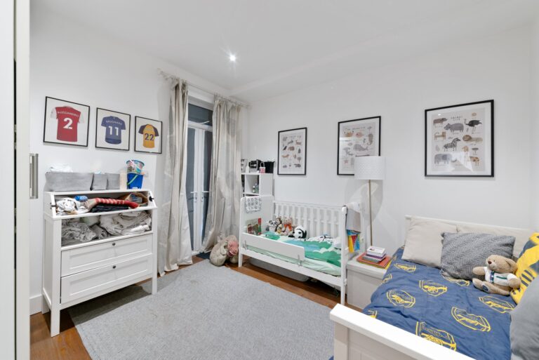 images of property on Ormiston Grove