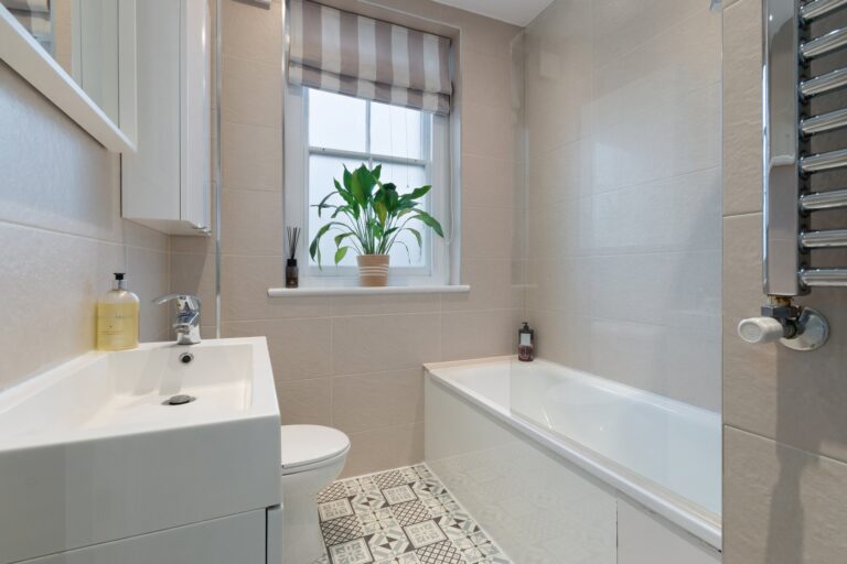 images of property on Hammersmith Grove