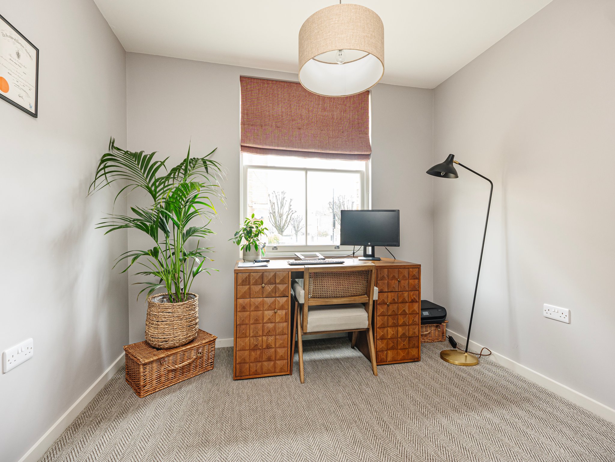 images of property on Becklow Road