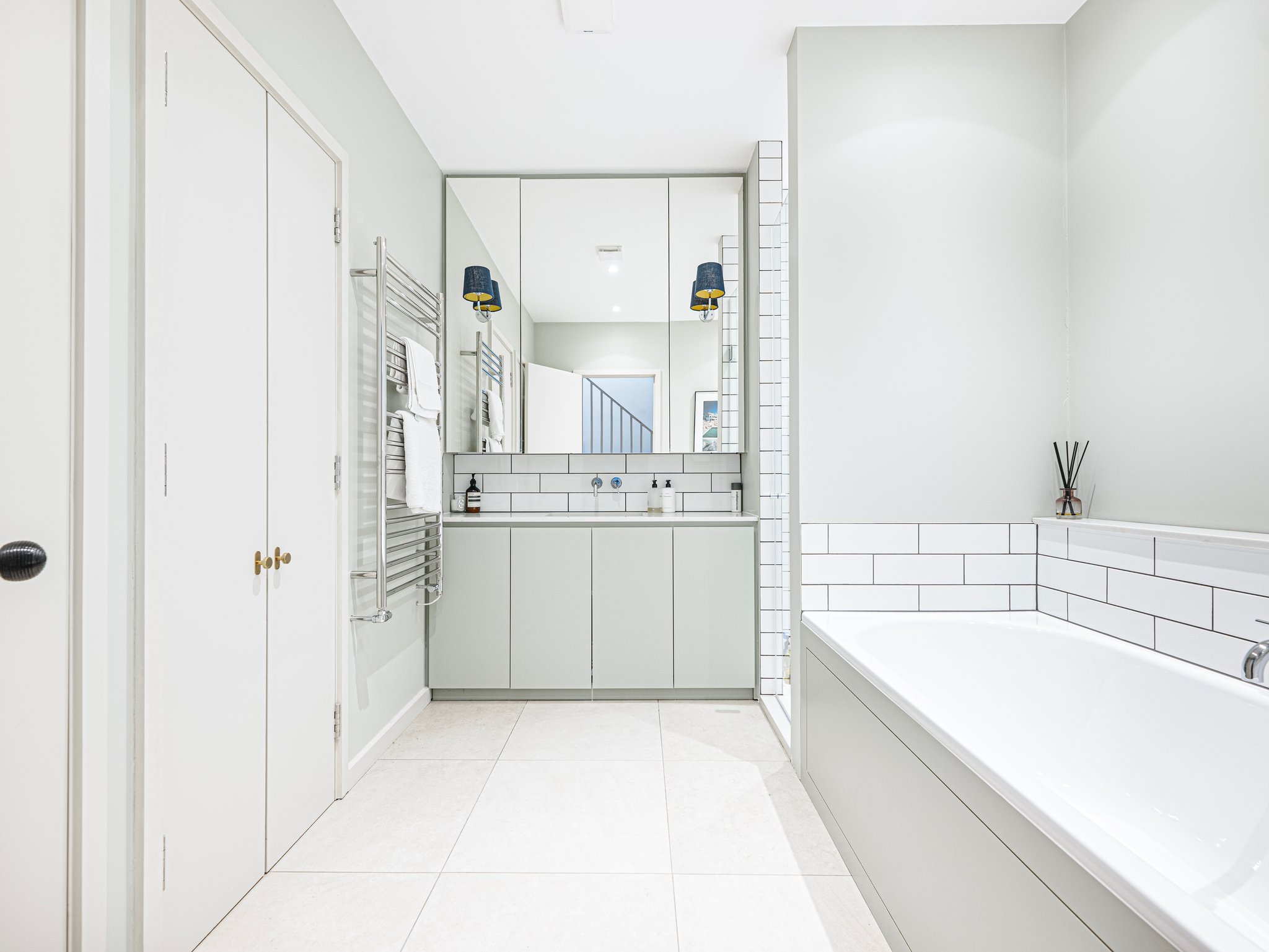 images of property on Becklow Road