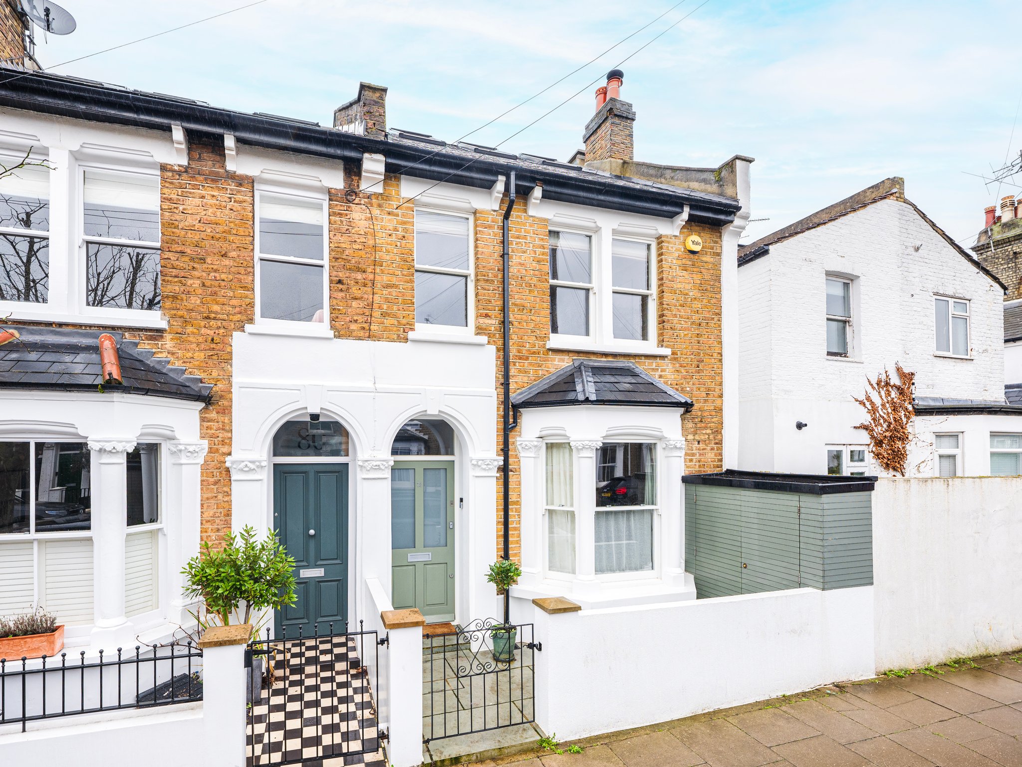 images of property on Becklow Road