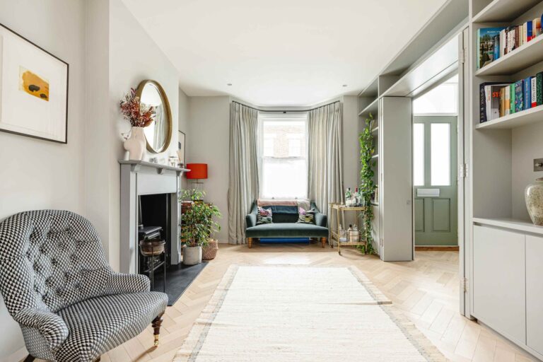 images of property on Becklow Road