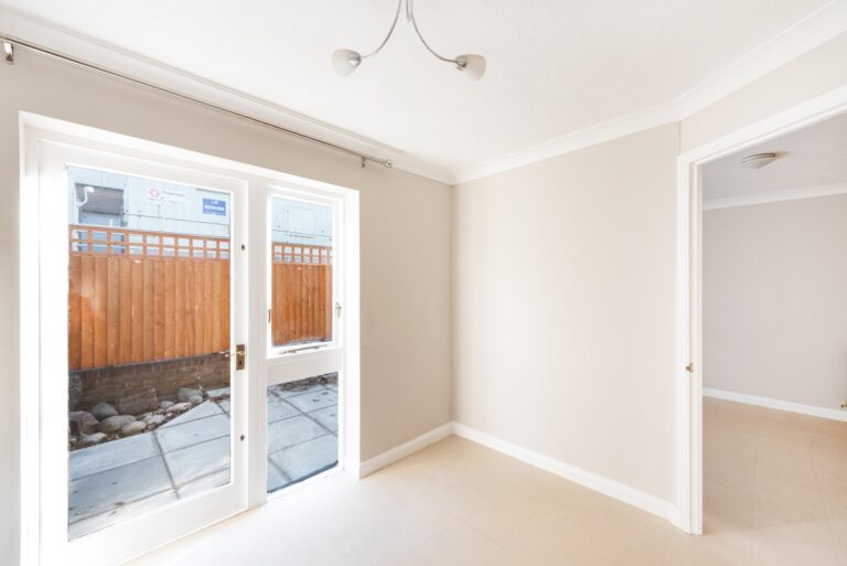 images of property on Cambridge Grove