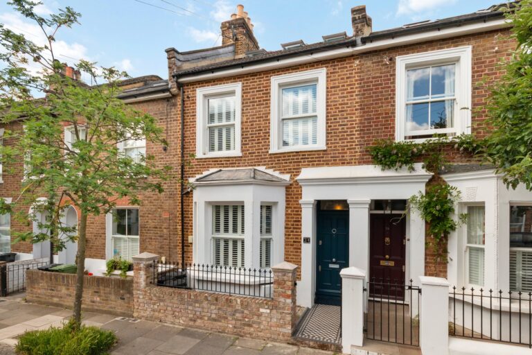 images of property on Nasmyth Street