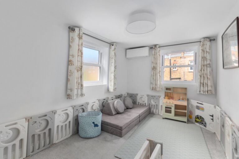 images of property on Nasmyth Street