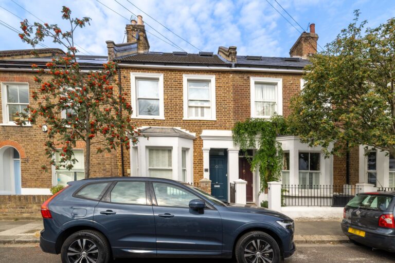 images of property on Nasmyth Street