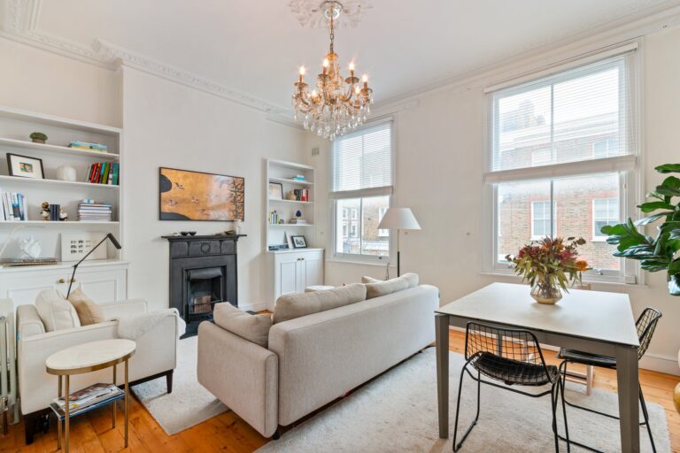 images of property on Kilmarsh Road