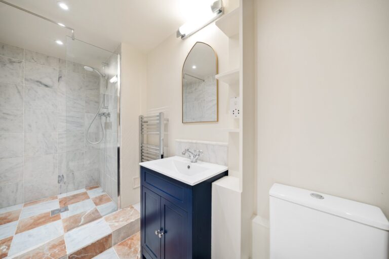 images of property on Westcroft Square