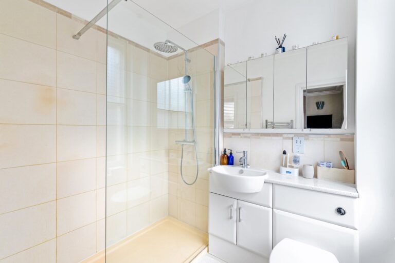 images of property on Dorville Crescent