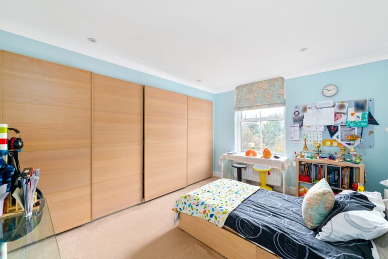 images of property on Dorville Crescent