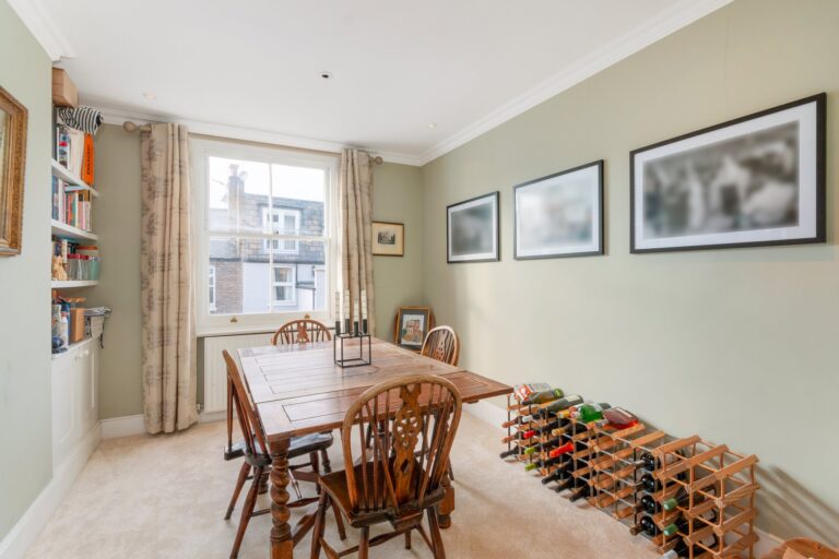 images of property on Brackenbury Road