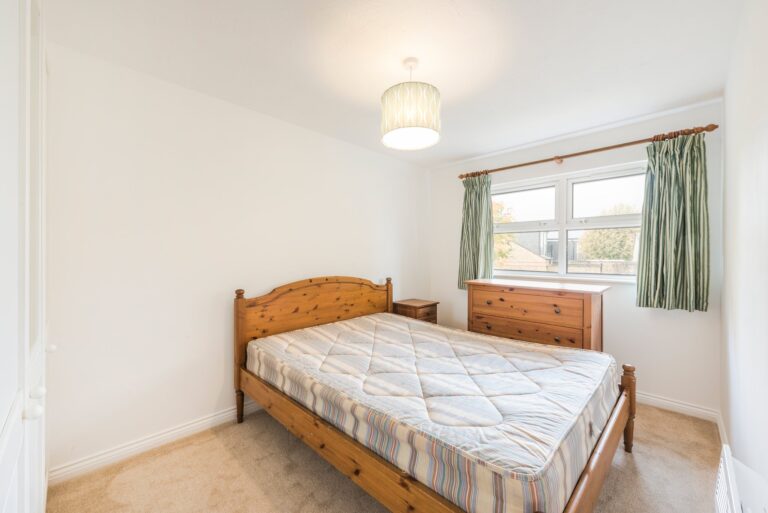 images of property on Monmouth Close