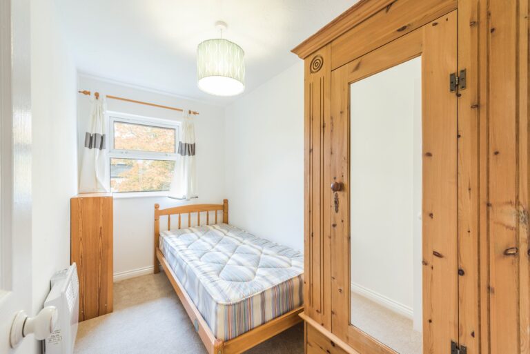 images of property on Monmouth Close