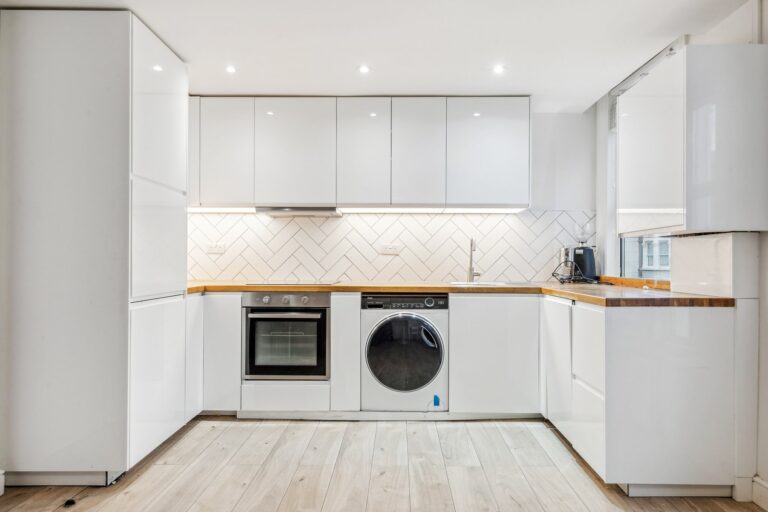 images of property on Tunis Road