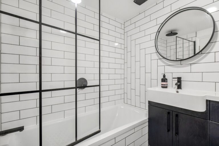 images of property on Tunis Road