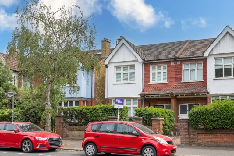 images of property on Burlington Lane
