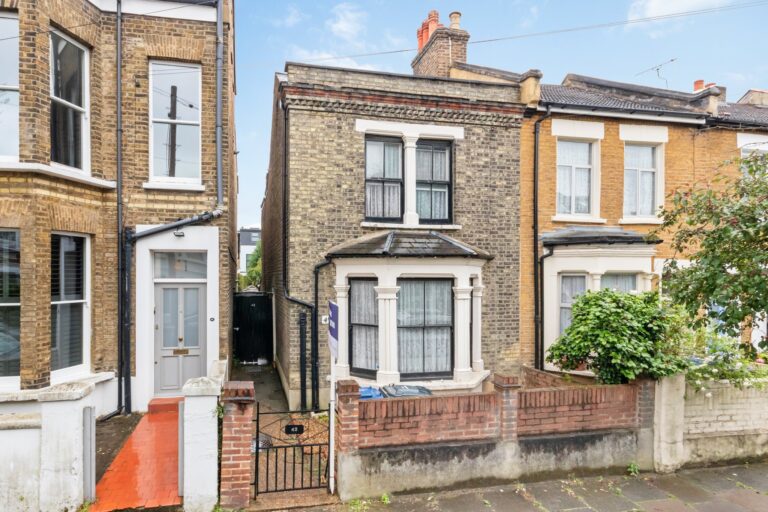 images of property on Rothschild Road