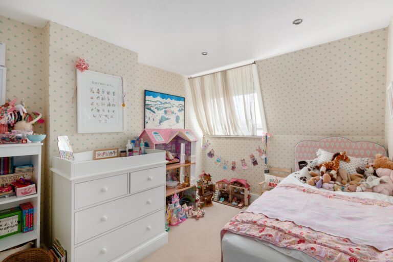 images of property on Nasmyth Street