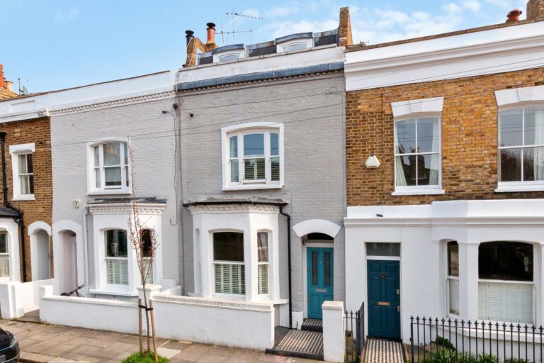 images of property on Nasmyth Street