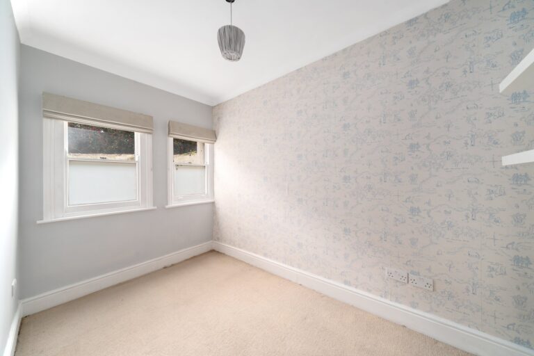 images of property on Cathnor Road