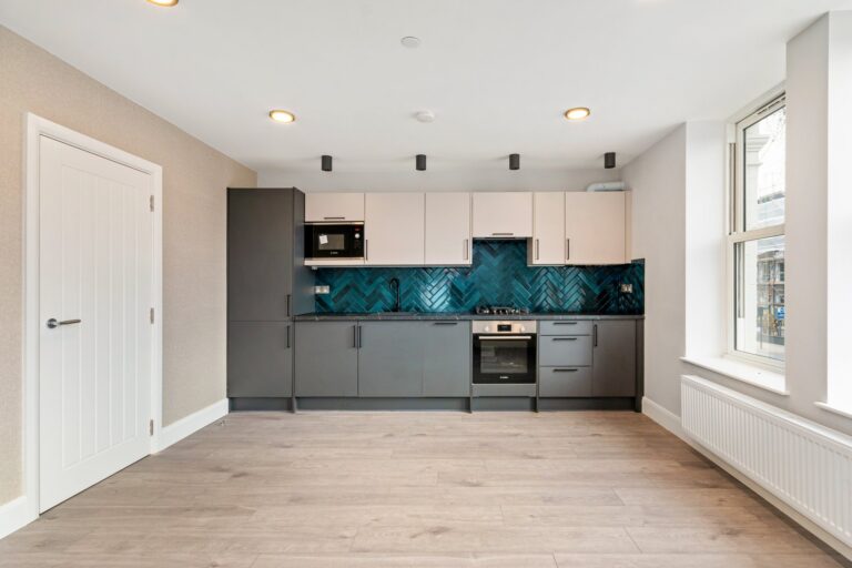 images of property on Lennards Court