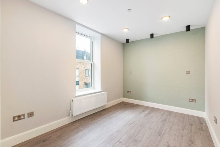 images of property on Lennards Court